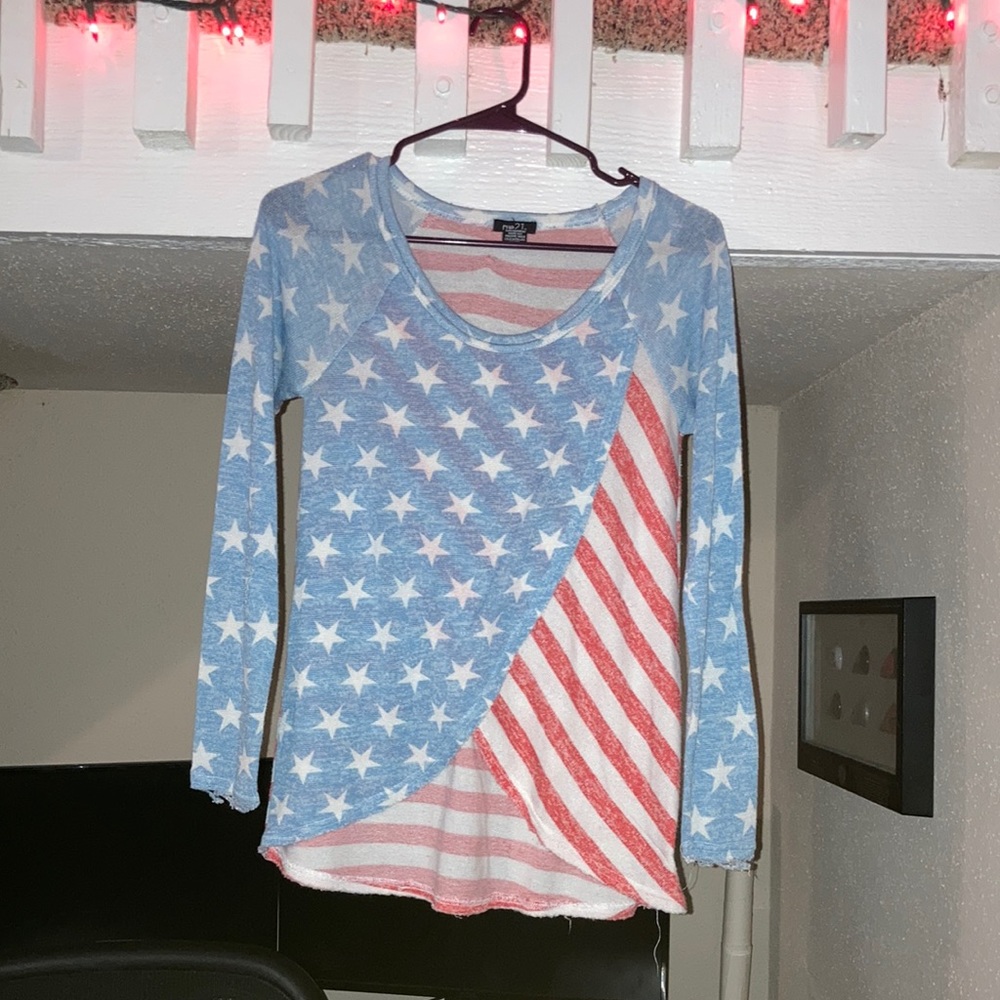 Red white and blue sweater